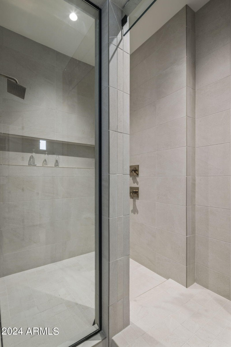 26-web-or-mls-4-250030