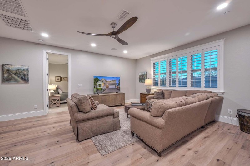 Loft2