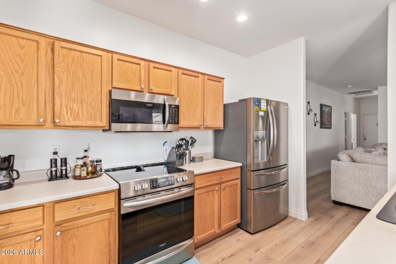 16805 W RIMROCK ST Kitchen