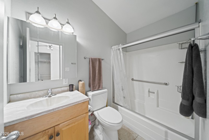317 Peretz Cir 00011