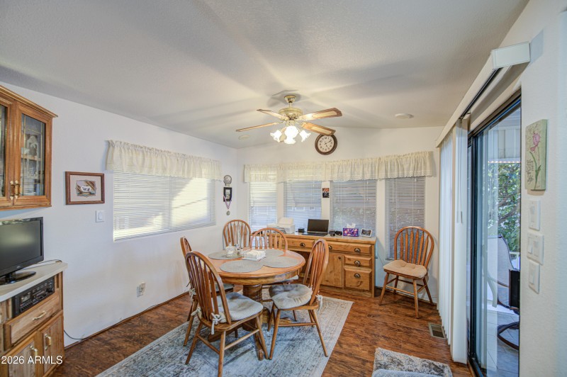 Dining Area 1