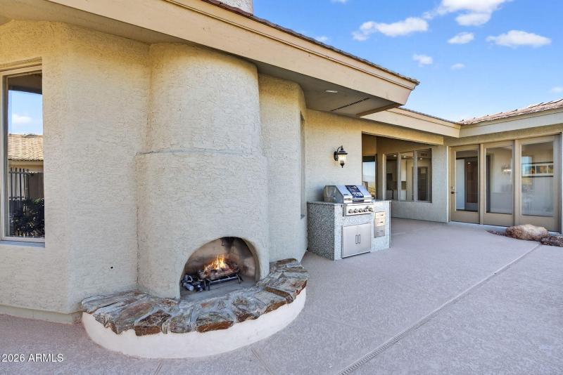 16-web-or-mls-67-E Telegraph Dr