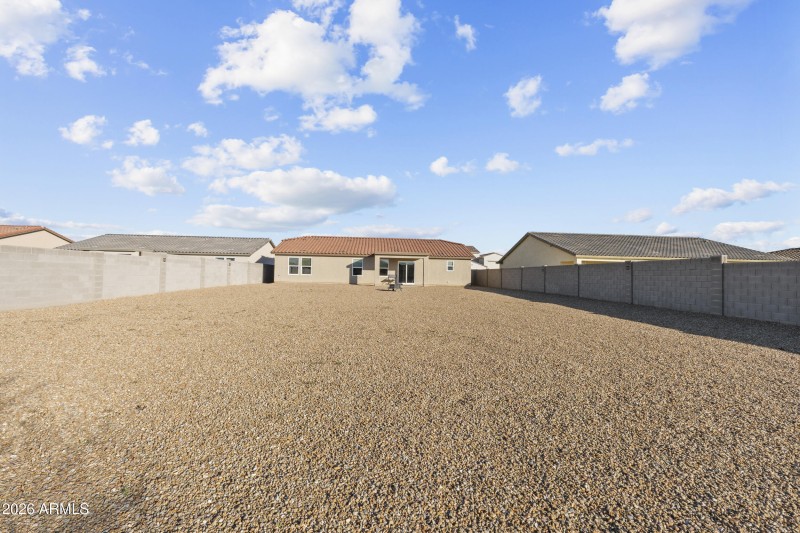 Expansive backyard lot