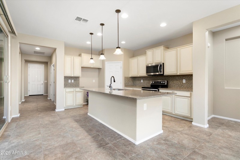 06-Kitchen