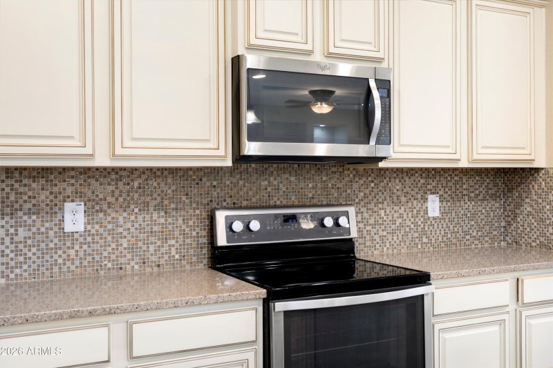 08-Kitchen