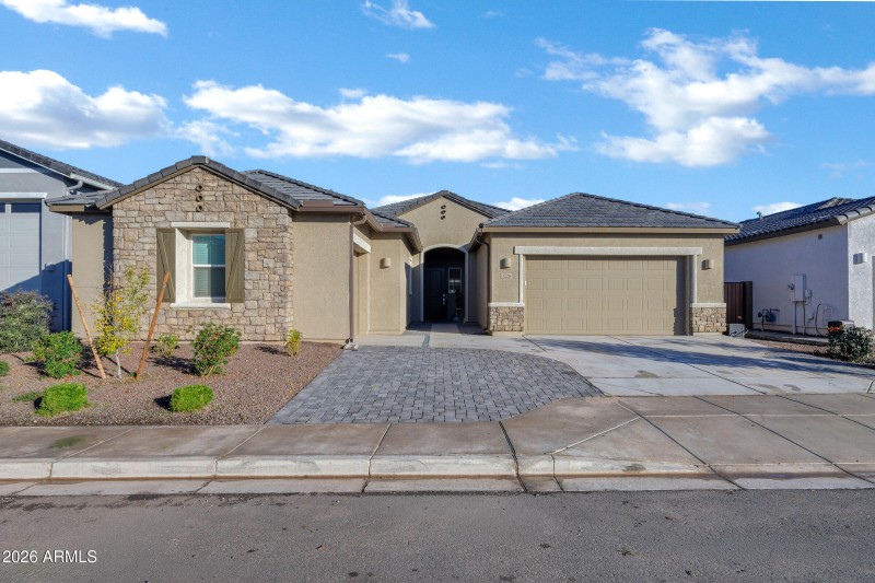 3228 E Saddletree Wy-1