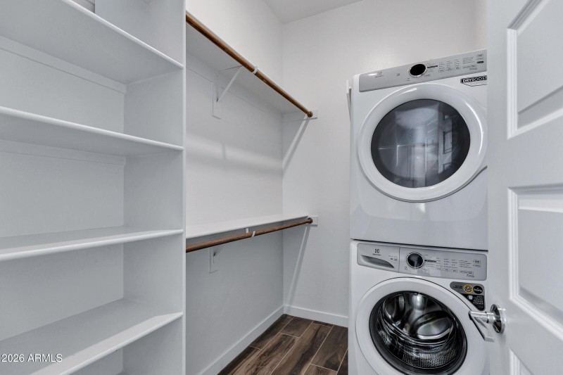 3228 E Saddletree Wy-45