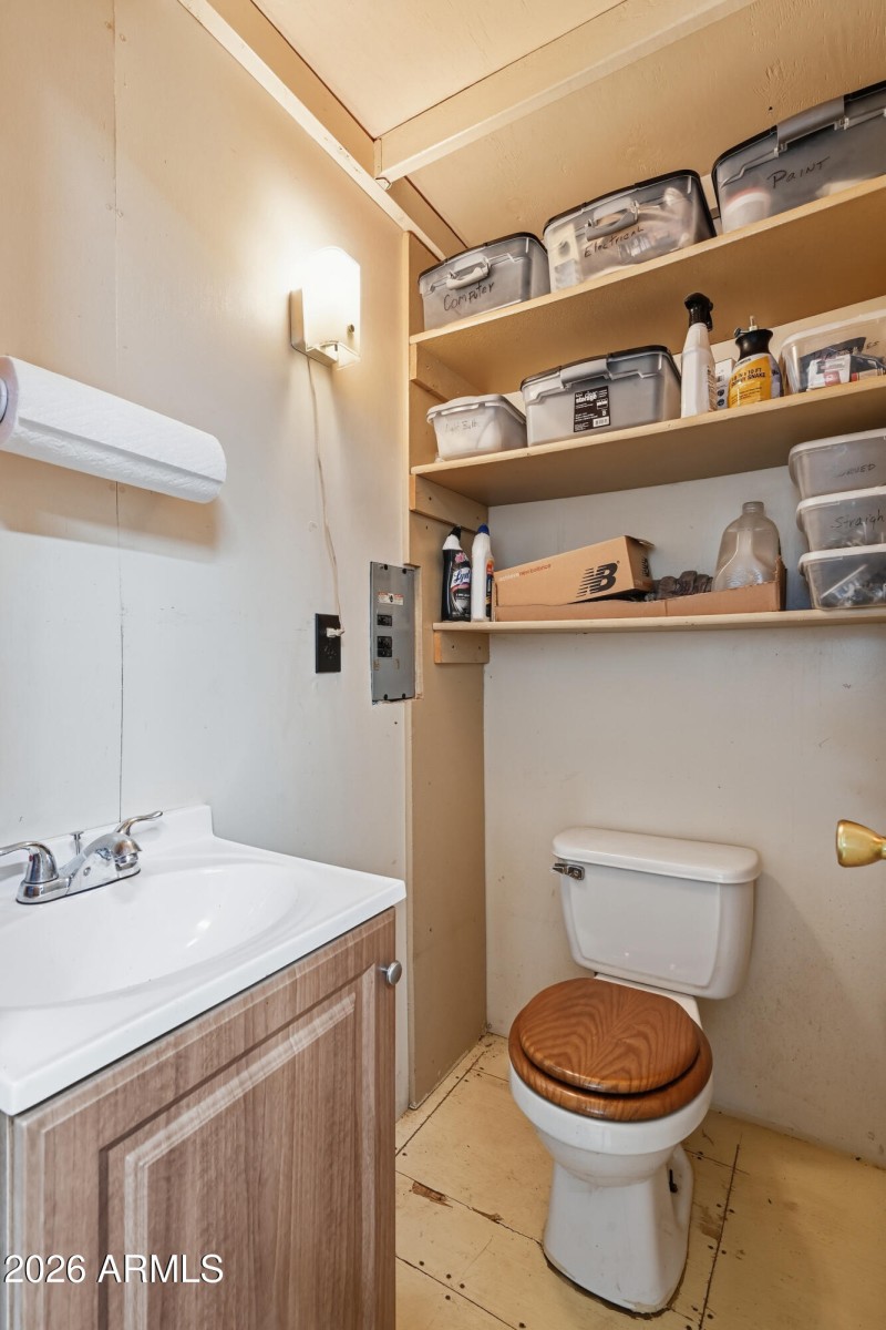 1/2 bath workshop