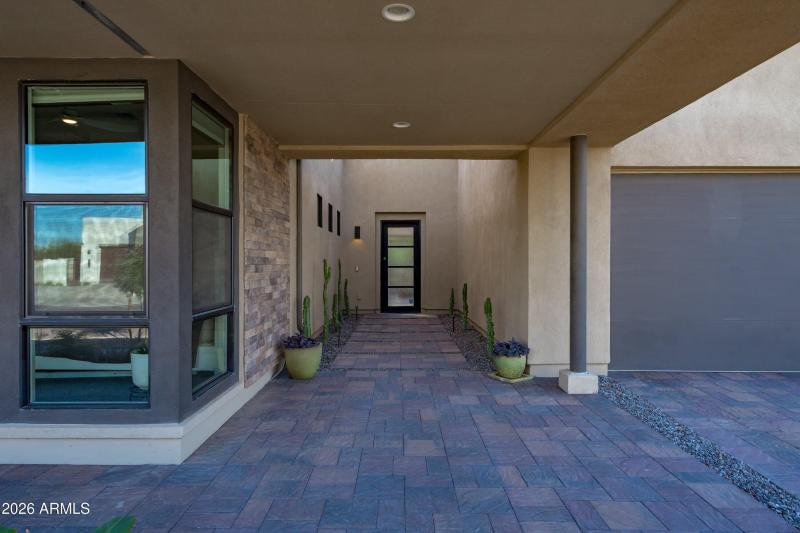 07-Entry Courtyard