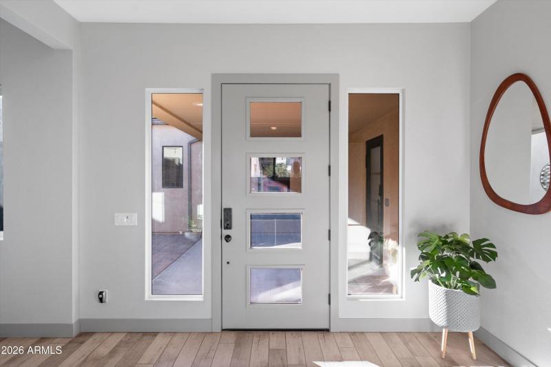 11-Entryway