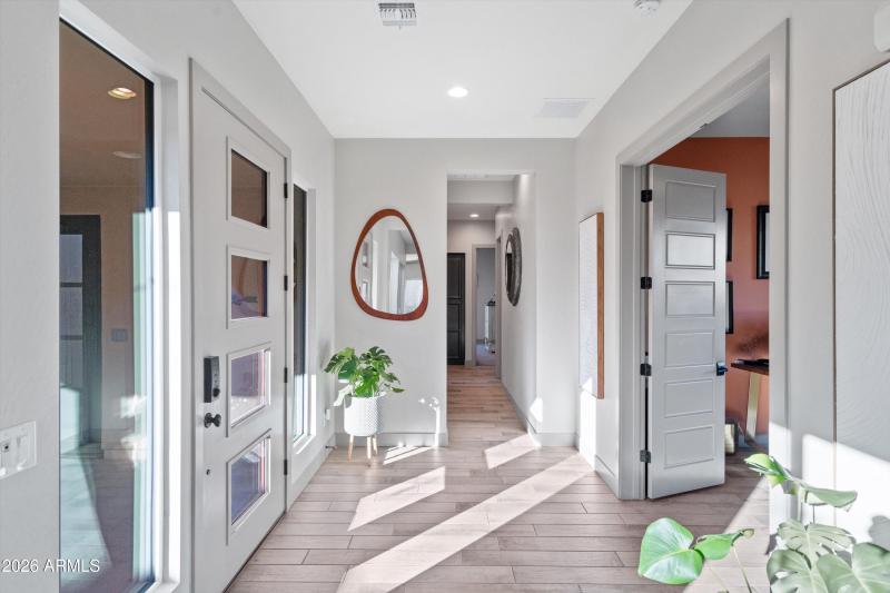 12-Entryway