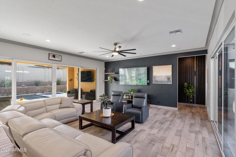 15-Family Room