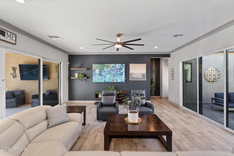 16-Family Room