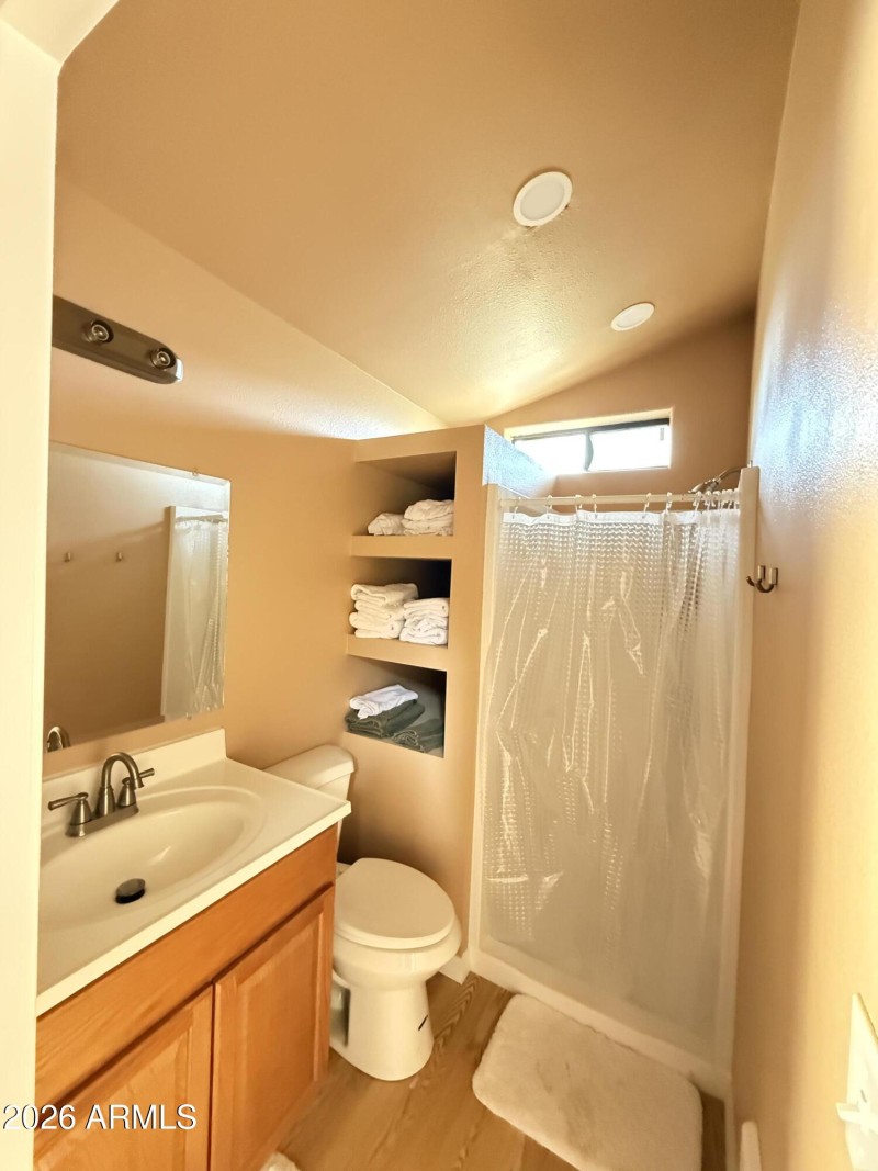 Bunkhouse bath