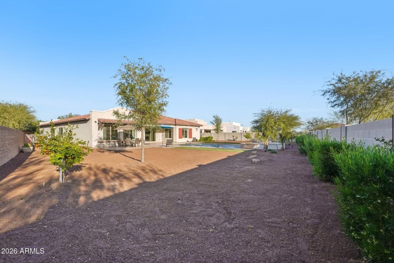 Spacious Backyard
