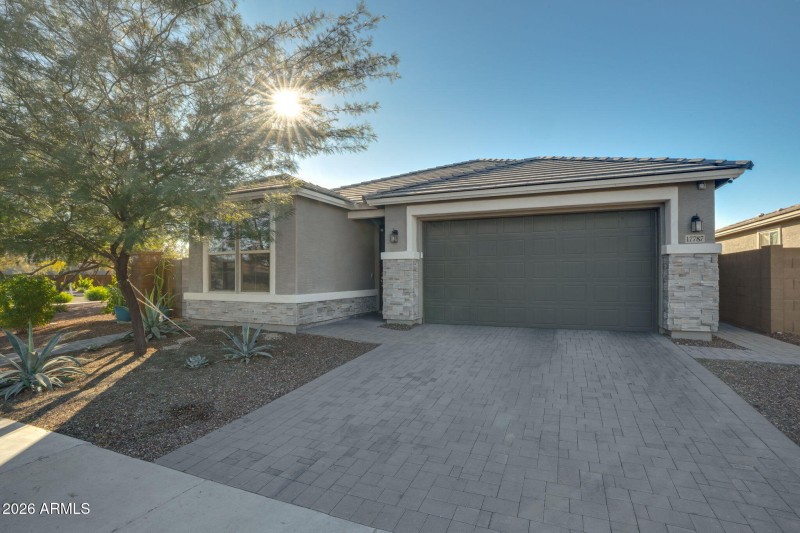 3-web-or-mls-17787 W Bajada Rd -