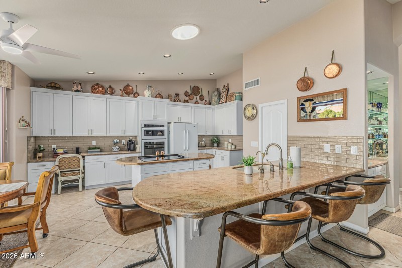 Breakfast Bar