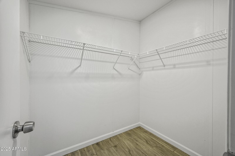 13050NBreezeWay-14