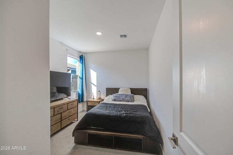 Bedroom 2-pic 1