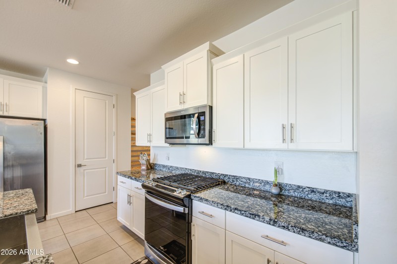 Kitchen 7
