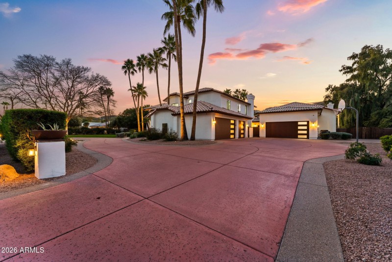 5 Car Garage