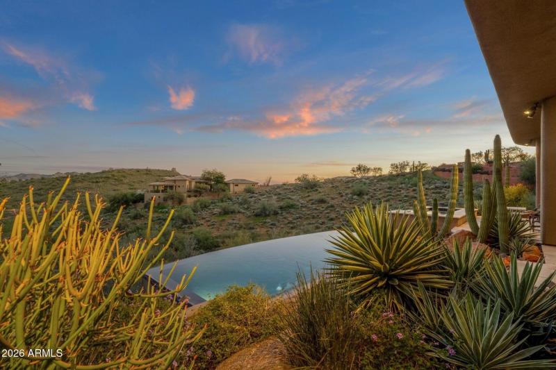 049_Backyard Views