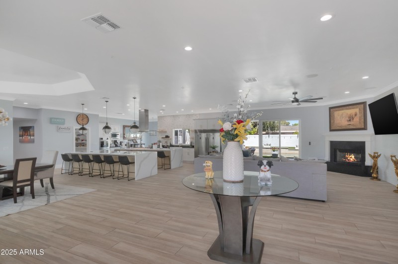 516 W Rancho-6