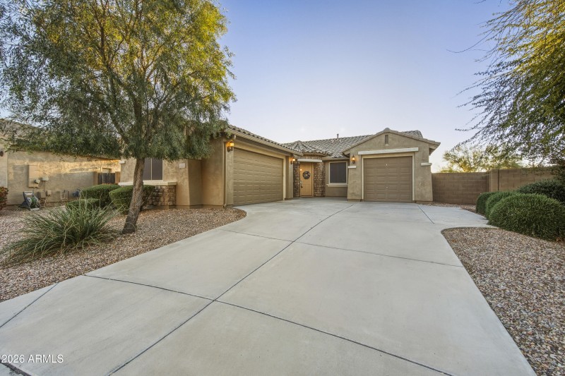 3544 N EMERALD CREEK Drive