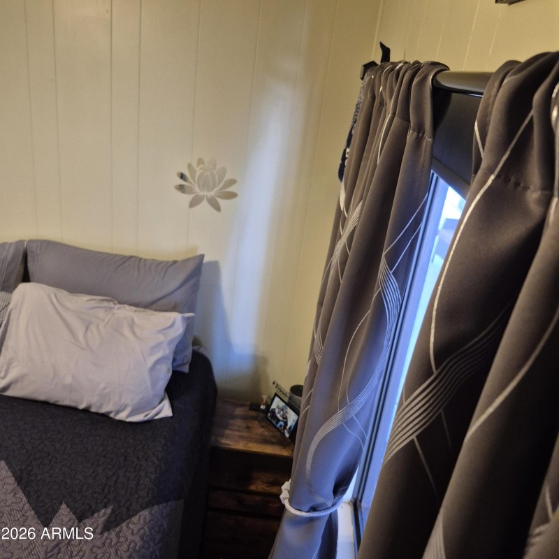 Guest bedroom 2
