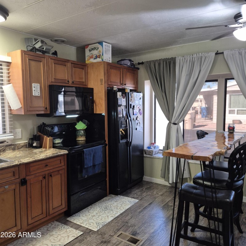 Kitchen 1