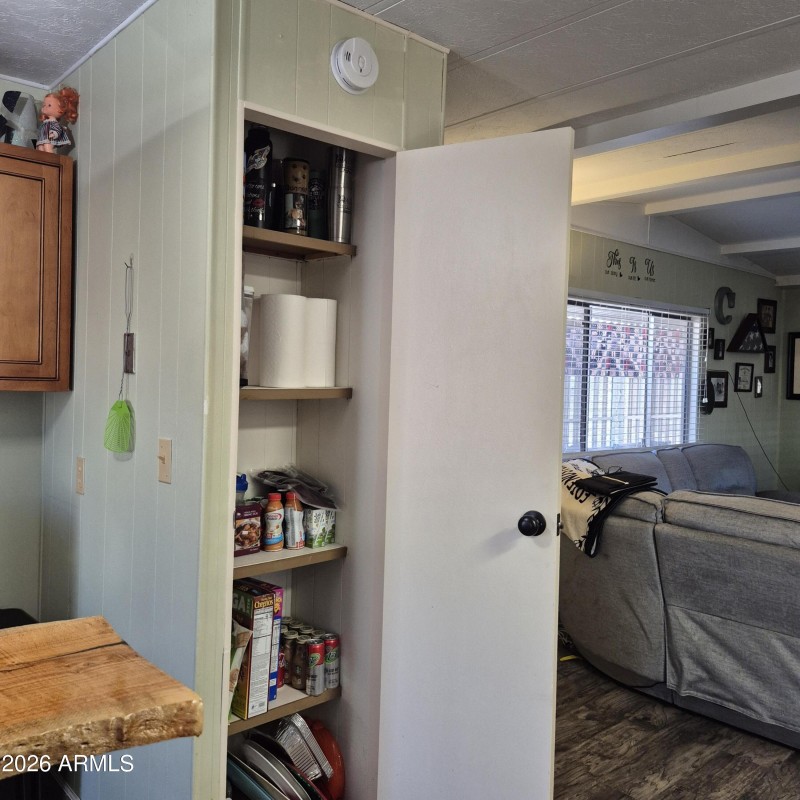 Pantry 4