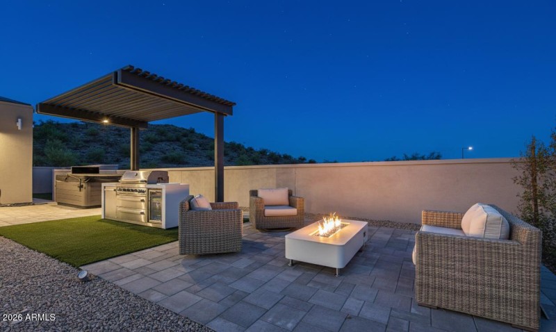 FIREPIT DUSK