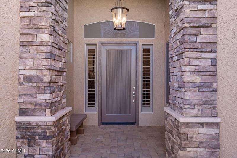 2-web-or-mls-13541-e-thoroughbred-trail