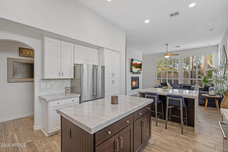 20-web-or-mls-13541-e-thoroughbred-trail