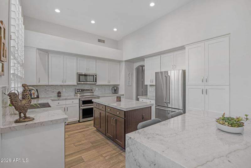 21-web-or-mls-13541-e-thoroughbred-trail