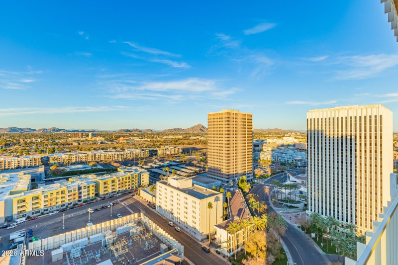 65 - Clarendon