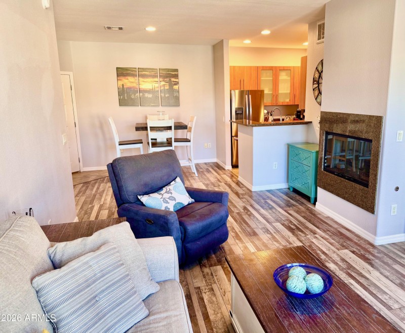 Family room & Kitchen