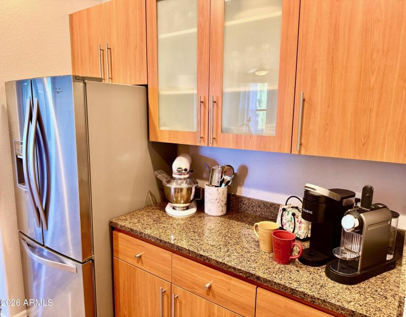 Refrigerator & appl