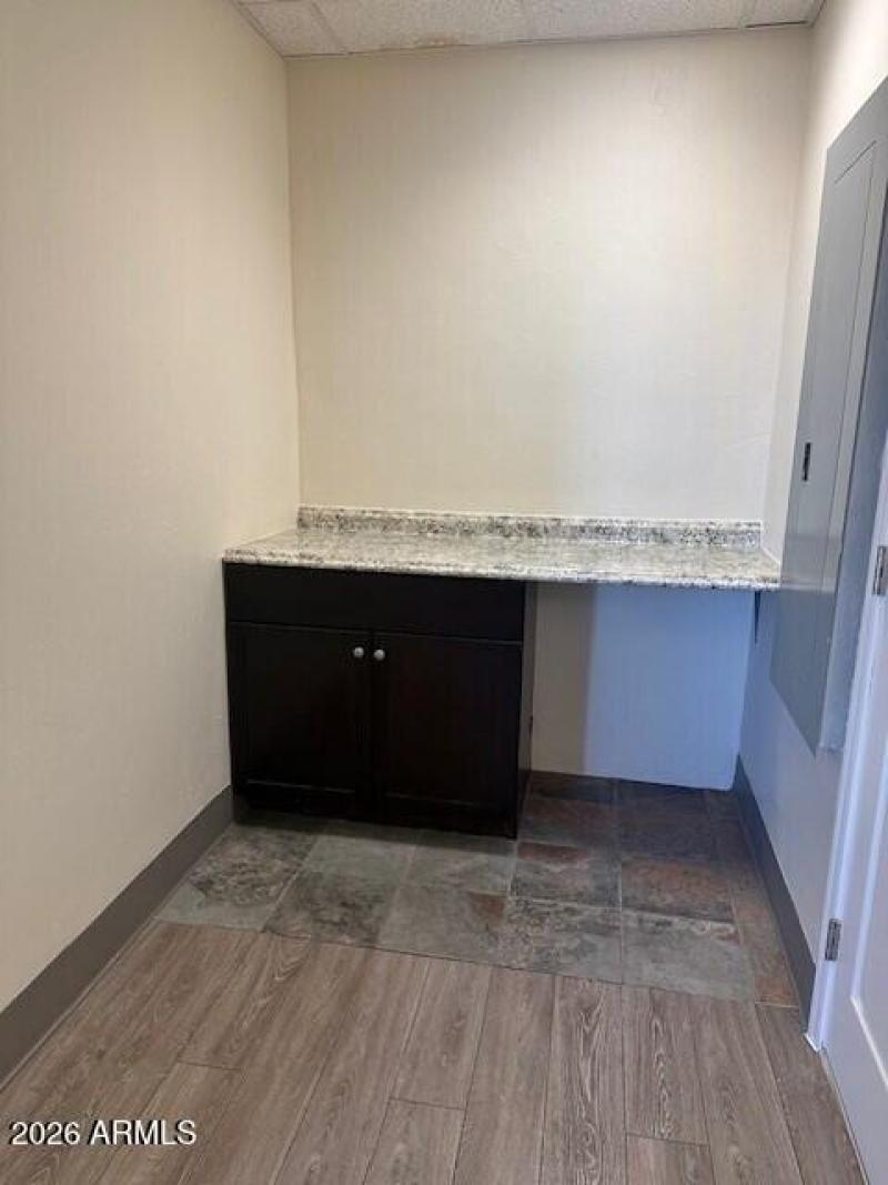 Hospitality Bar Suite 14