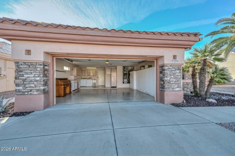 Garage