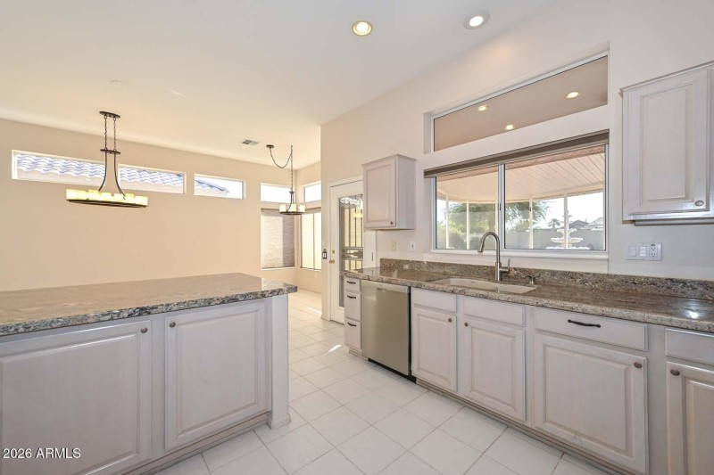 Kitchen-Breakfast Room