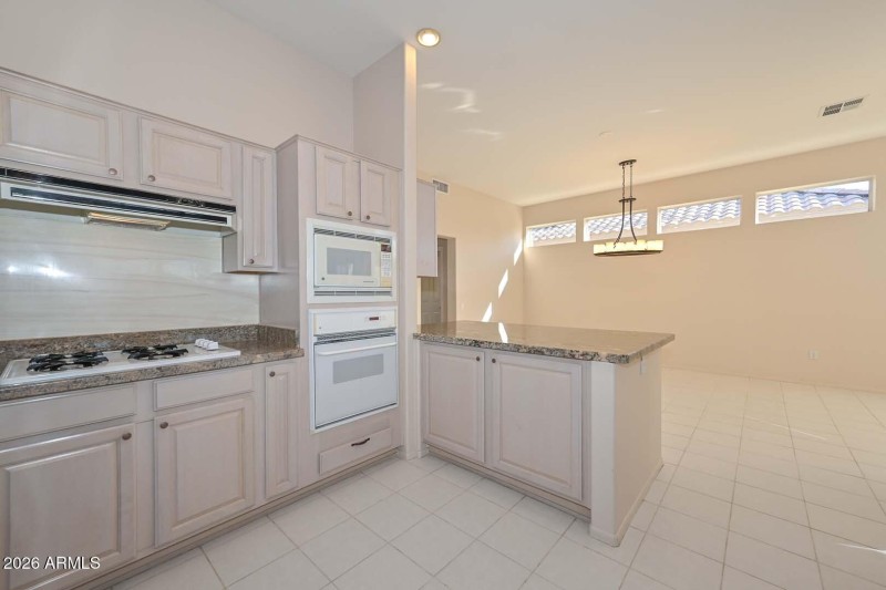 Kitchen-Stove