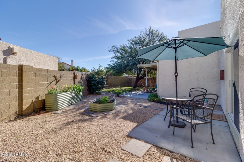 2517 W Lompoc Ave (17)