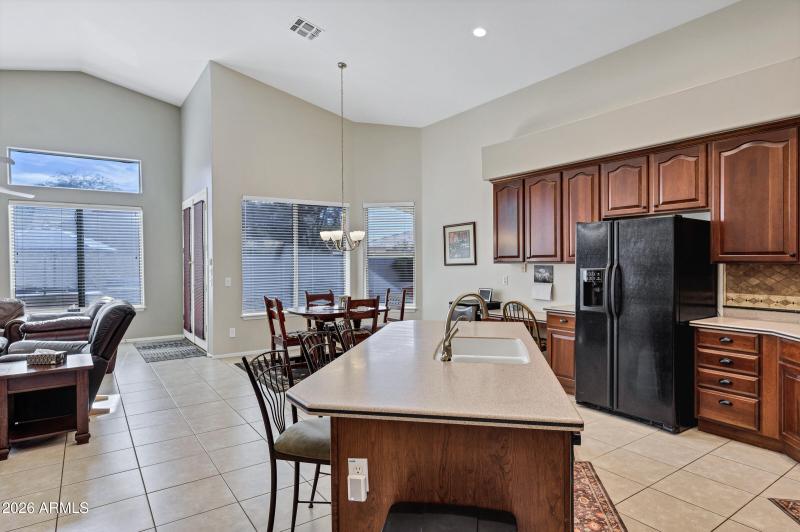 Large Island in kitchen