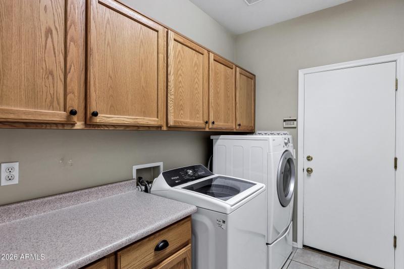 Washer & Dryer included