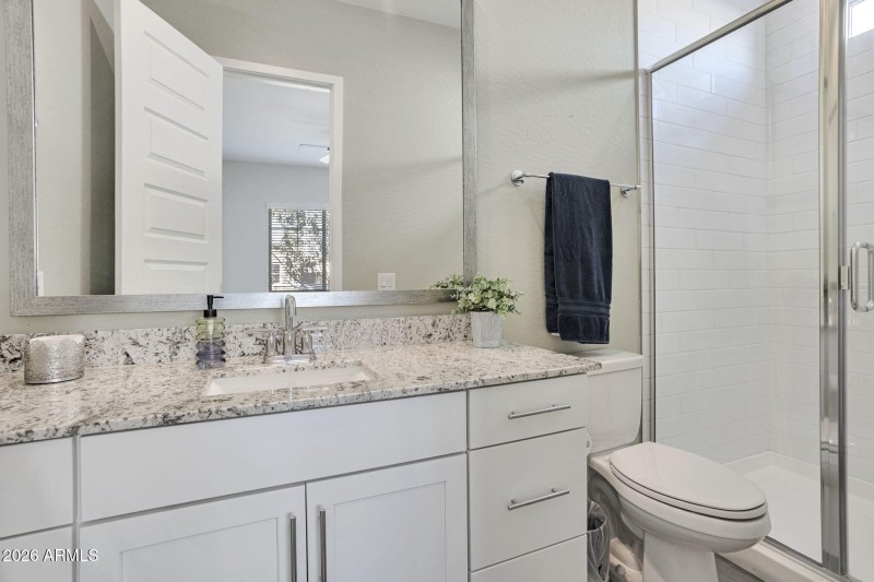 front bedroom bath