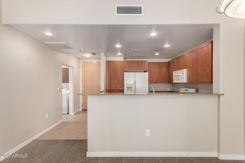 9-2302 N Central Ave #411