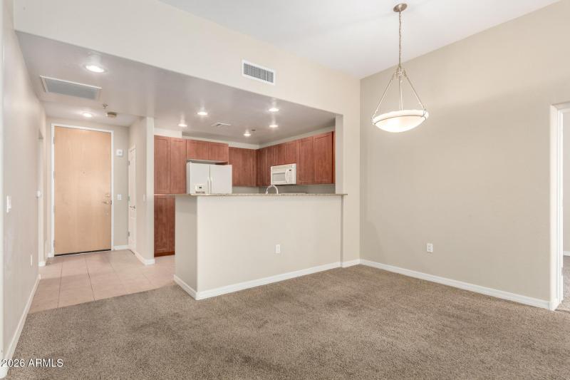 10-2302 N Central Ave #411