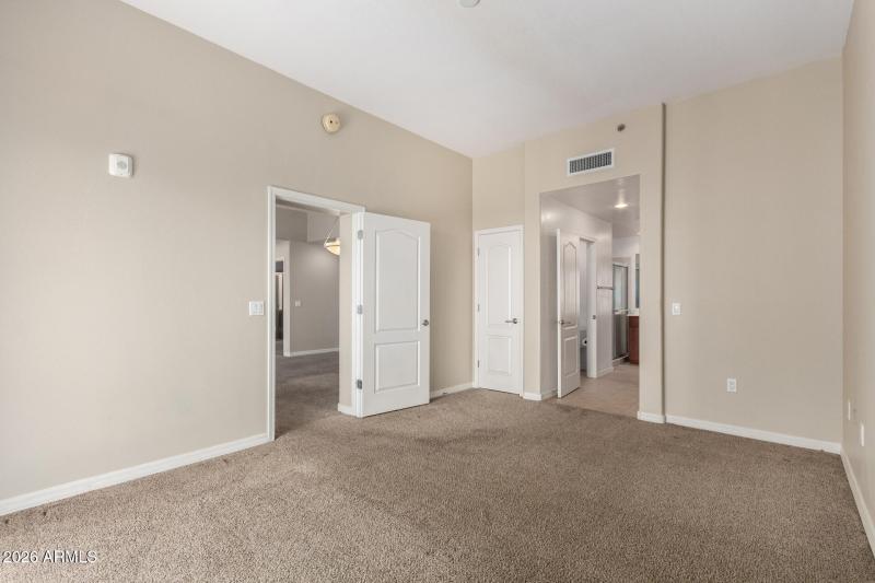 16-2302 N Central Ave #411