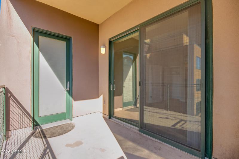 35-Main Balcony